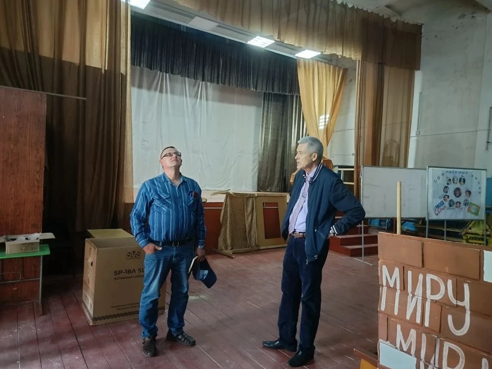 ‎На станции Озерки начинаем капитальный ремонт Дома культуры. ‎ ‎Провели выездное оперативное совеща