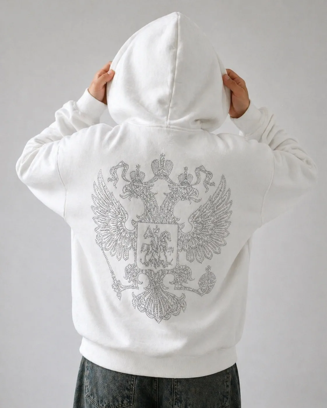 Белое худи с белыми стразами🤩

S/M/L/XL
8.000 руб.