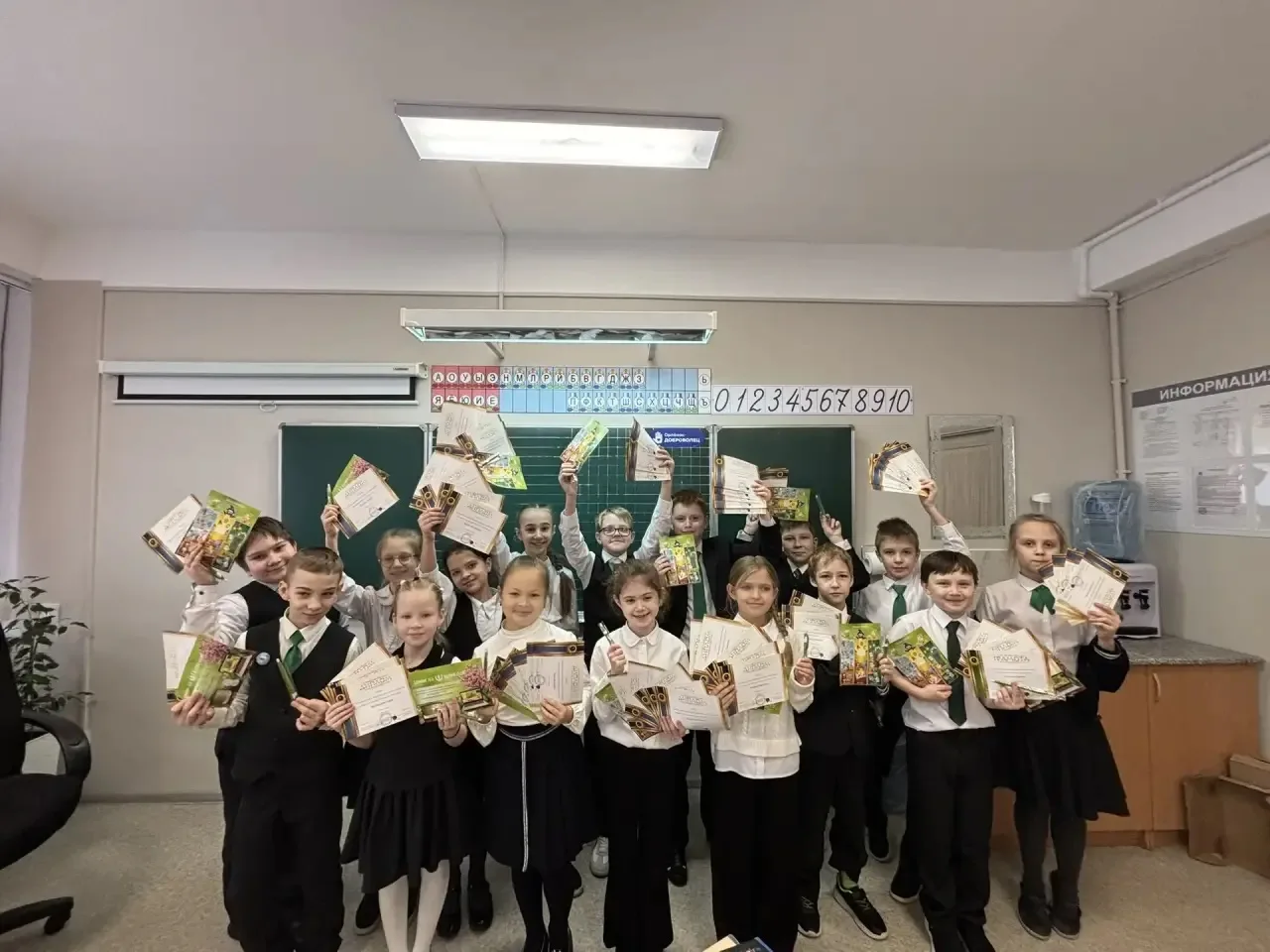 🎉 Гордимся нашими учениками! 🎉  🌟Наша школа заняла 1‑е место в Пензенской области по количеству полу