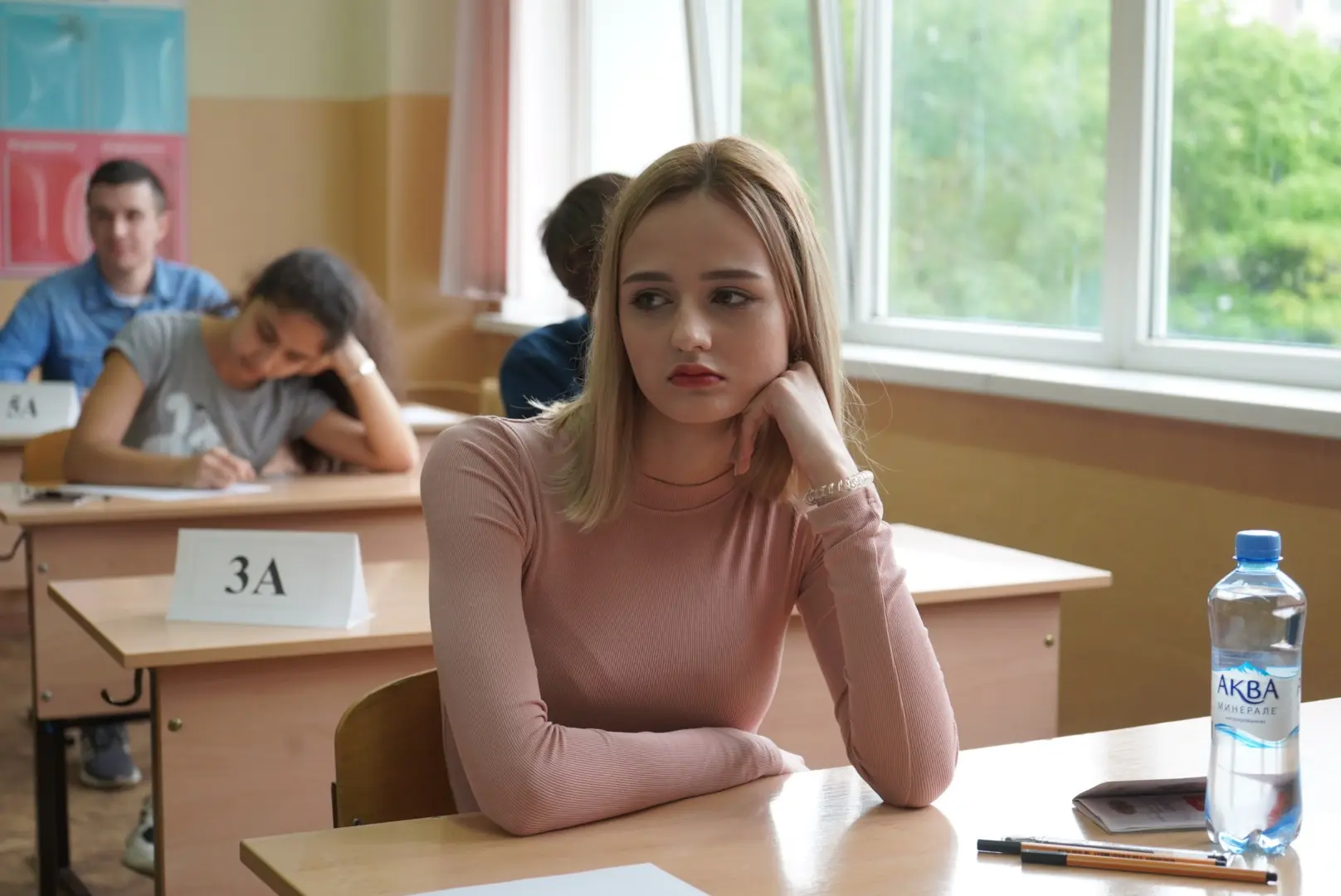 Ейские девятиклассники продолжают сдавать ОГЭ