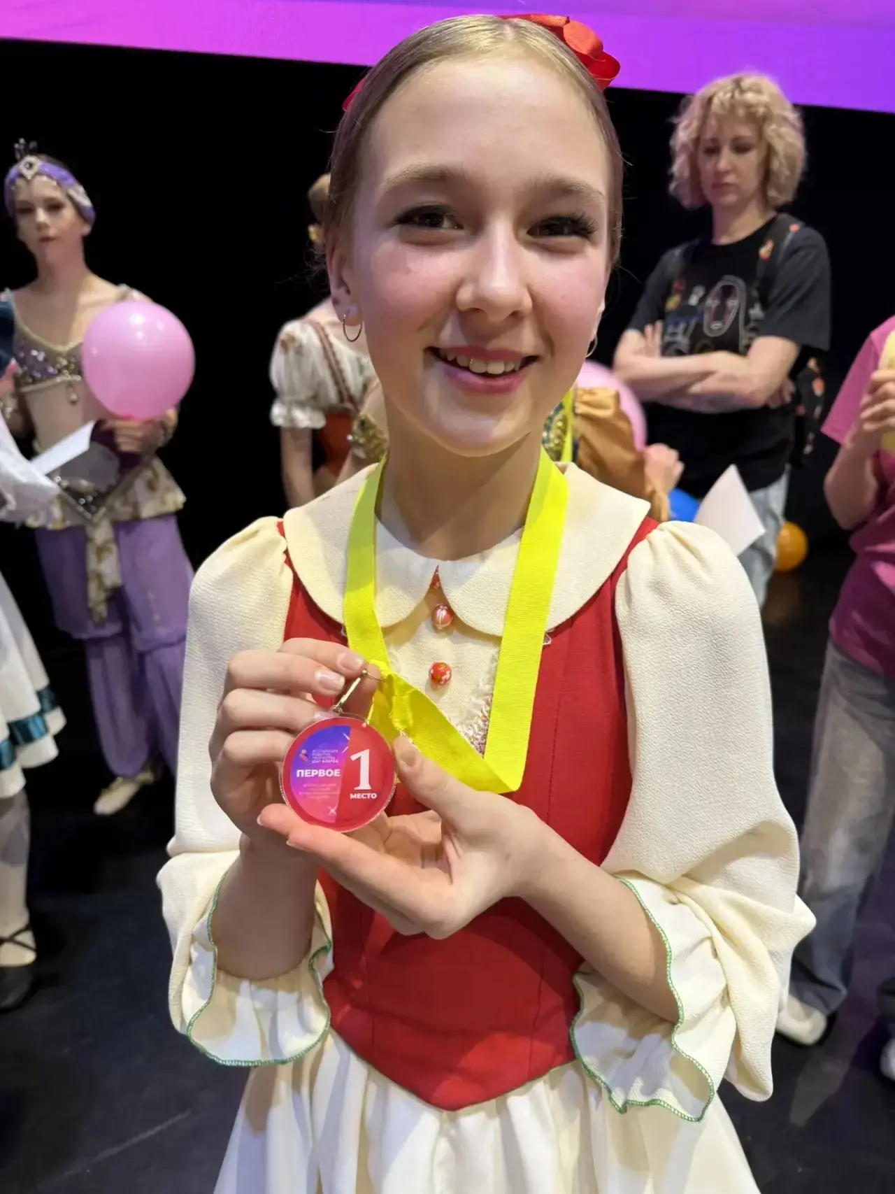 ✨Спешим поделиться приятными новостями! 🌸  🩰🏆Ученица 6А класса нашей школы - Пелагея Ситникова вмест