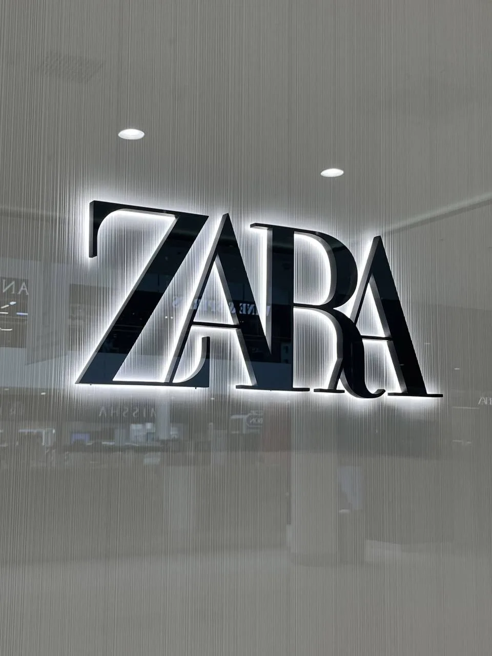 ZARA 
🔥 ГЛАВНАЯ ЛЕТНЯЯ РАСПРОДАЖА НАЧАЛАСЬ В КАЗАХСТАНЕ!

Цены упали до -50%! Самые трендовые позиц