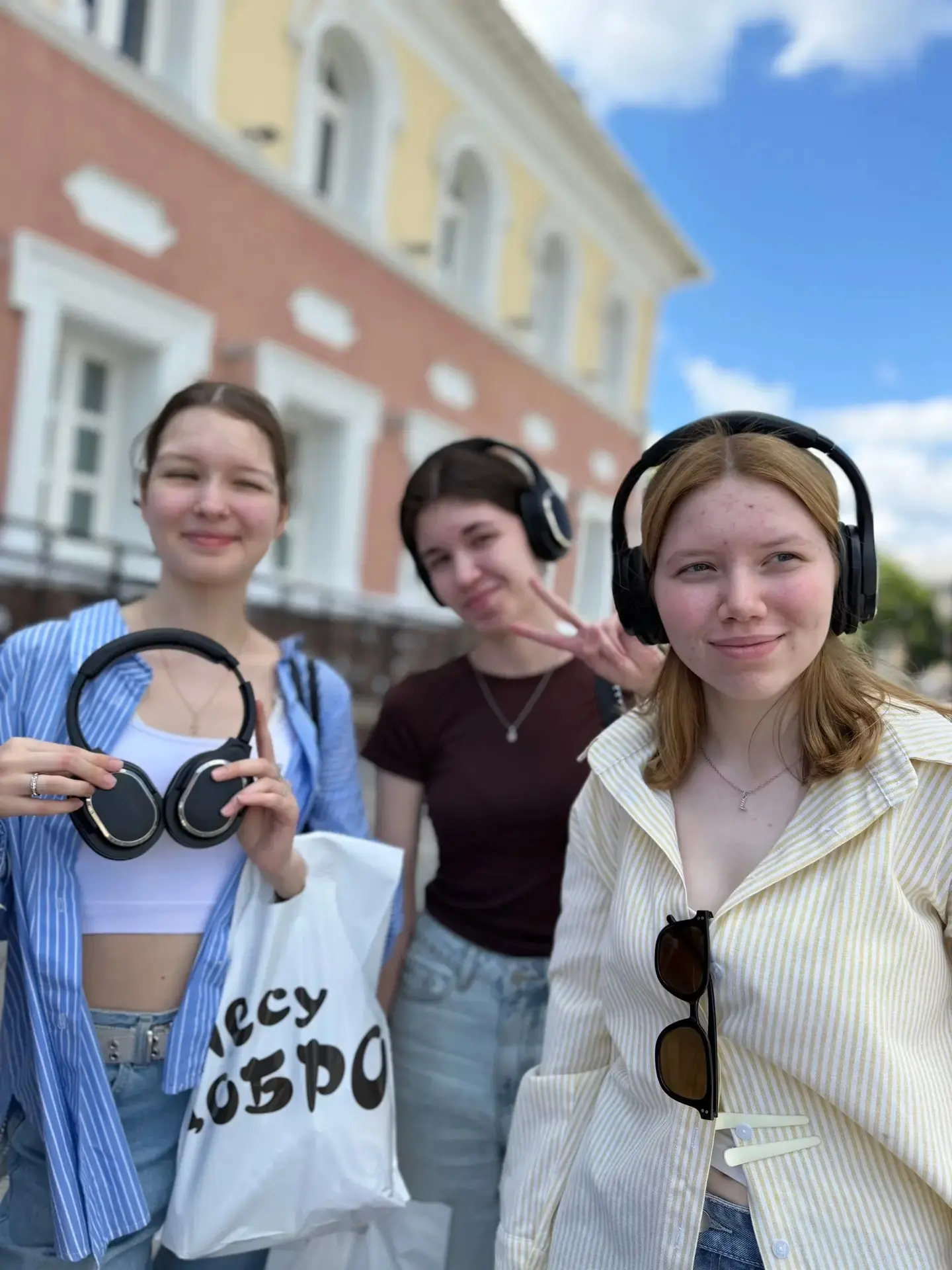 🇷🇺 Больше, чем путешествие

В День России по всей стране ребята, победители проекта «Единство наро
