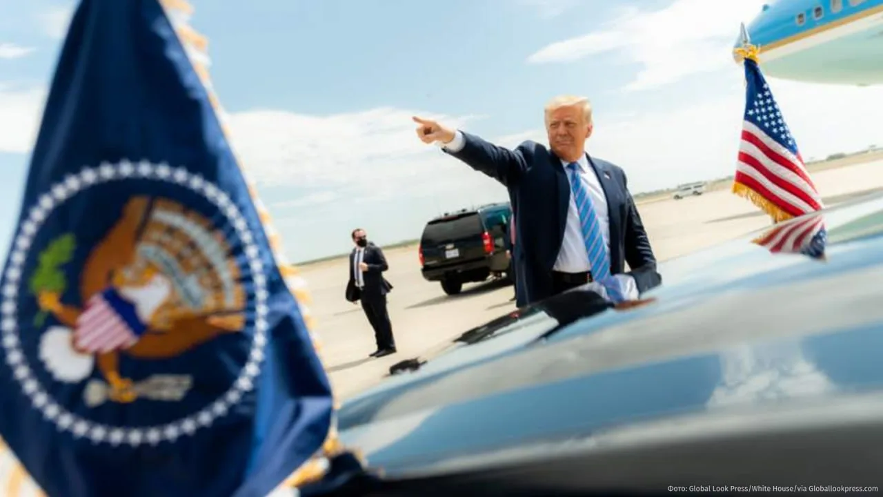 Дональд Трамп выступил против продажи канадских самолётов Bombardier в США, потому что ...