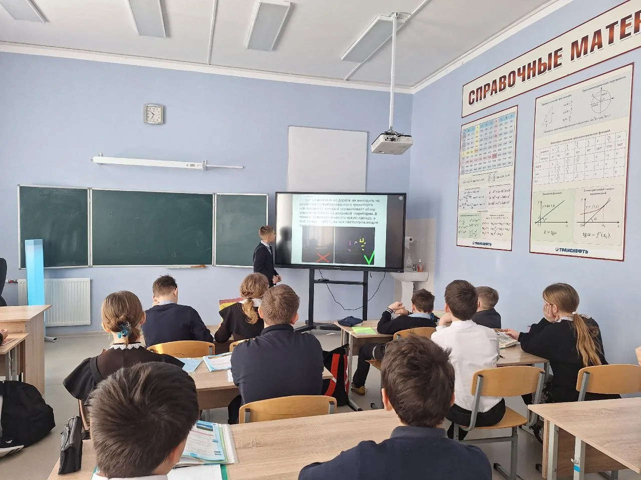 «Безопасность детства» в МАОУ СОШ имени С.Е. Кузнецова с. Чемодановка  Безопасность наших детей — на