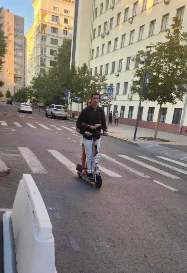 🛴 Поездка вдвоём на самокате обошлась в 100 тысяч рублей