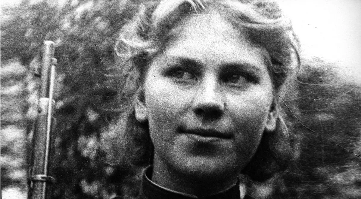 28 января 1945 г. в Восточной Пруссии погибла одиночный снайпер Роза Шанина.   На ее счету было 75 н