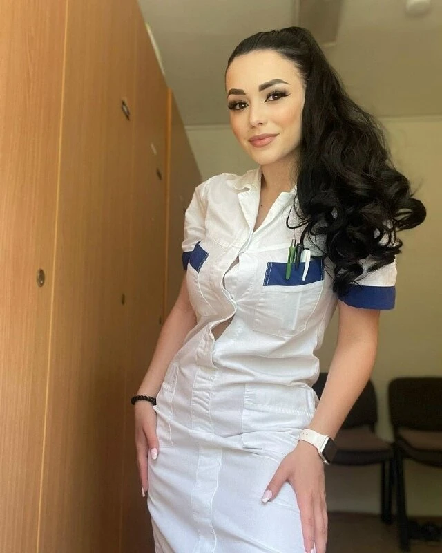 Ищу только серьезные отношения, серьезного мужчину. Который никогда не заставит меня страдать, будет