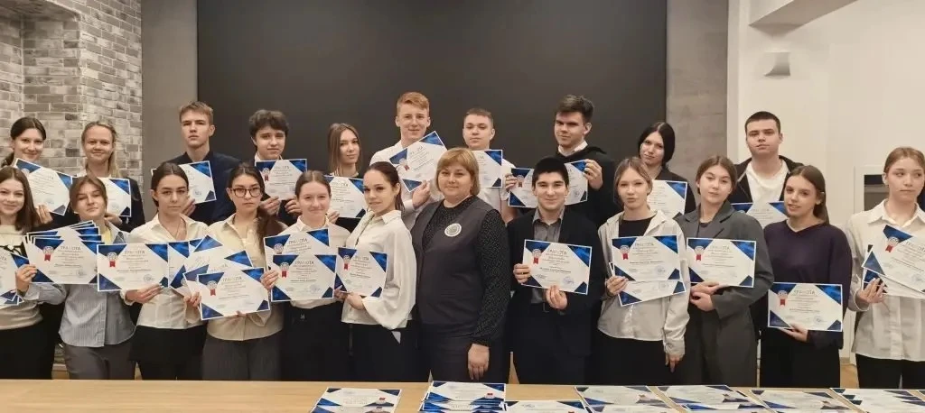 🔸Торжественное награждение призёров муниципального этапа Всероссийской олимпиады школьников!    Дире