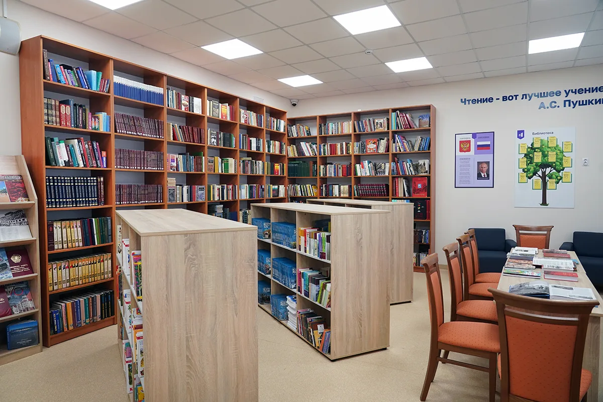 В Калининграде после ремонта открыли школу № 4! 🎉  В церемонии открытия приняли участие губернатор А