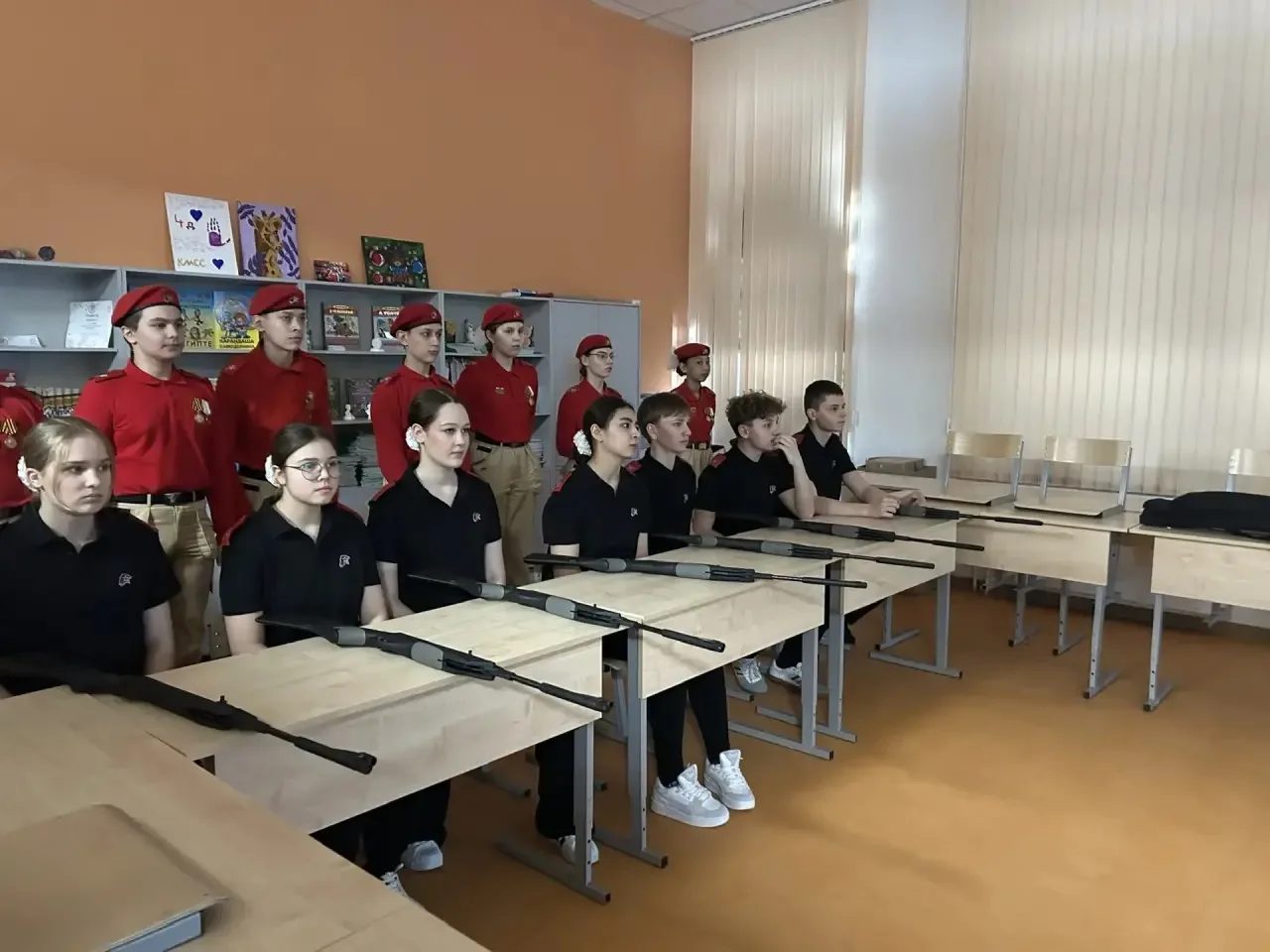Наши кадеты на «Юнармейской искорке»: 12 место из 40 команд!  Команда школы приняла участие в открыт