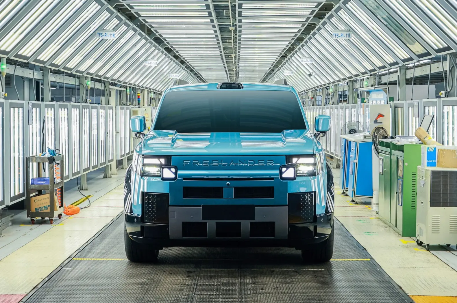 Большой кроссовер Freelander 8 из Китая: старт производства и глобальные амбиции