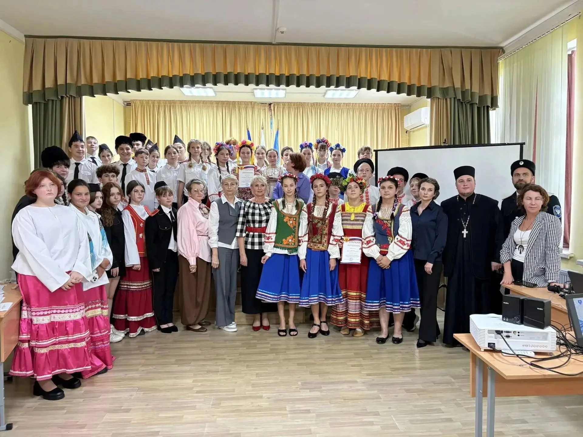 В Геленджике выбрали лучший казачий класс