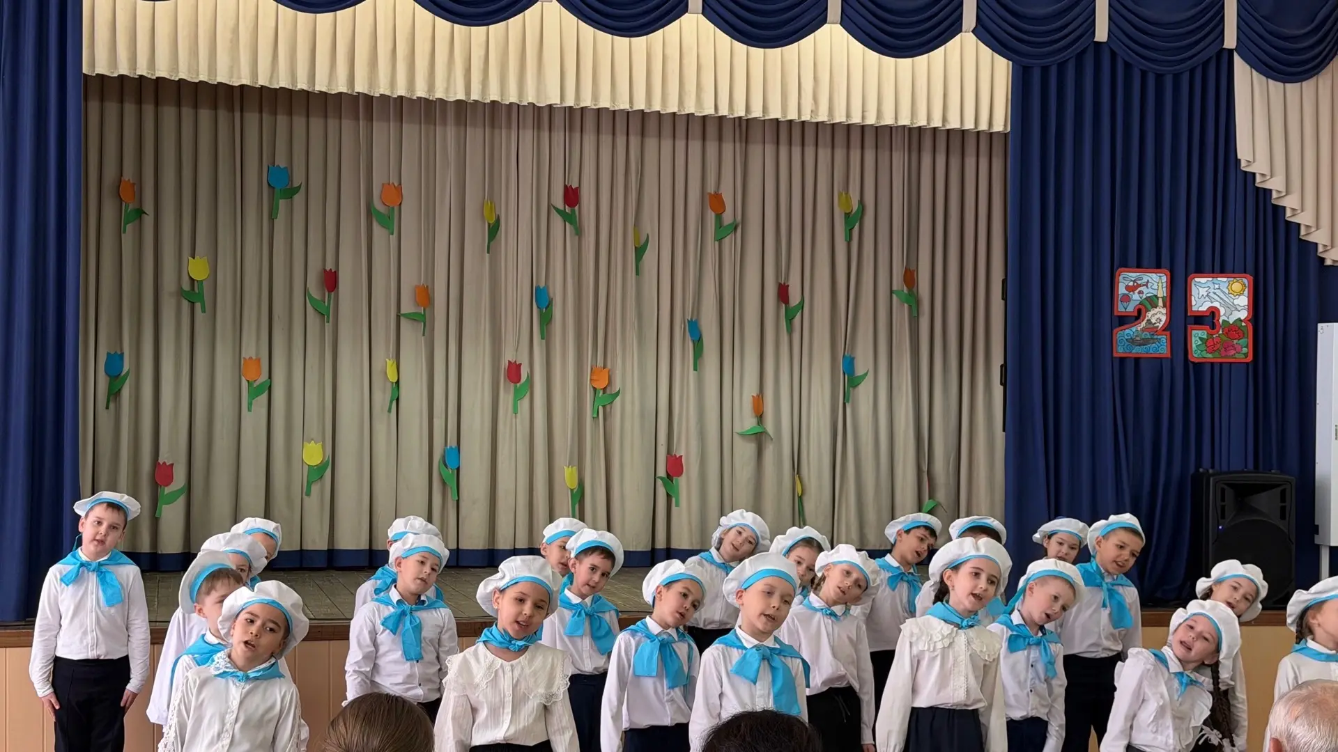 ⚡️⚡️⚡️В нашей школе прошел праздничный концерт, посвященный Дню защитника Отечества и Международному