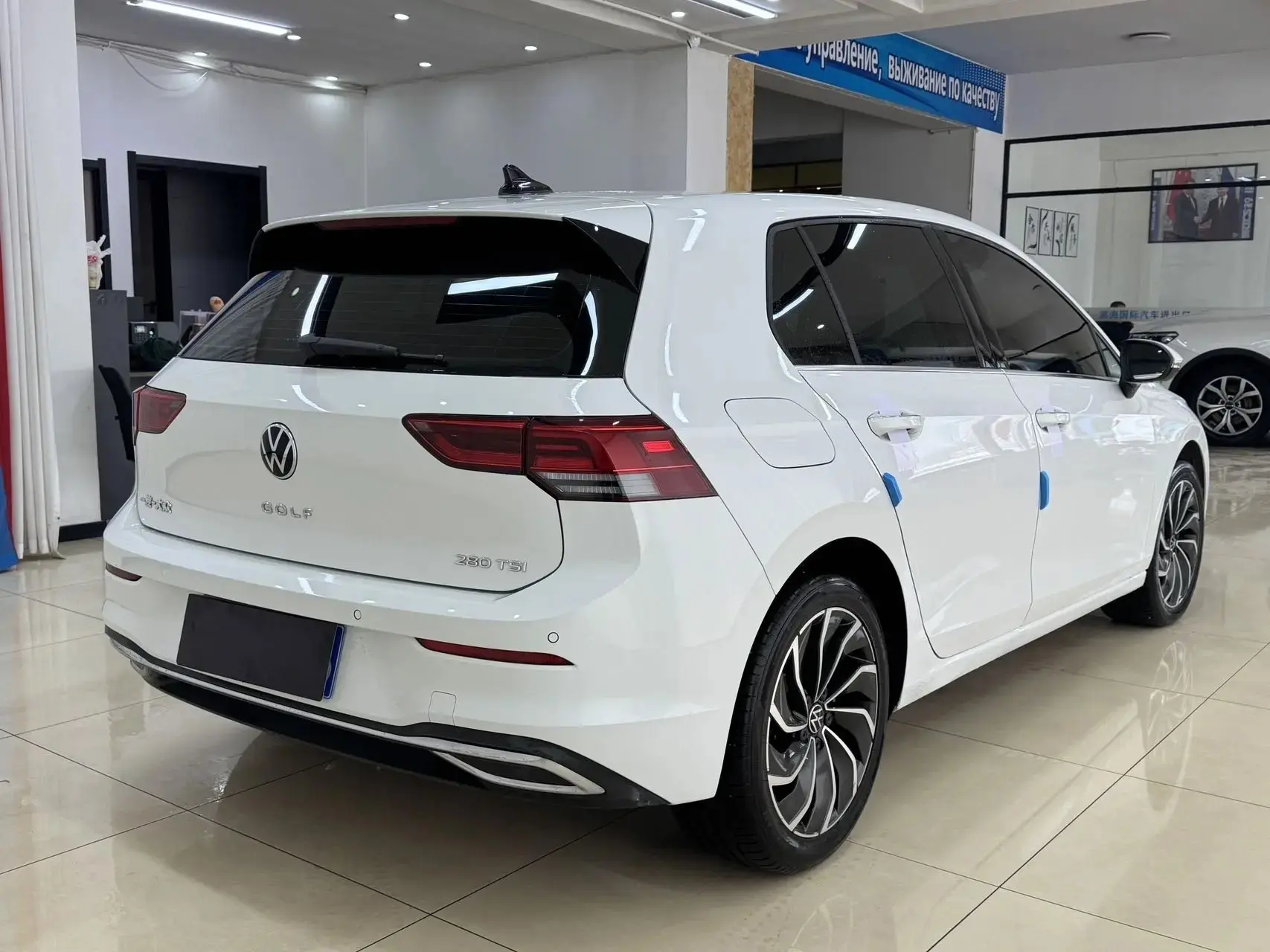 🔥🔥🔥 Приобрели в Китае для Константина из Екатеринбурга  Volkswagen Golf 2023 2021 год 11 000 км 1.4 