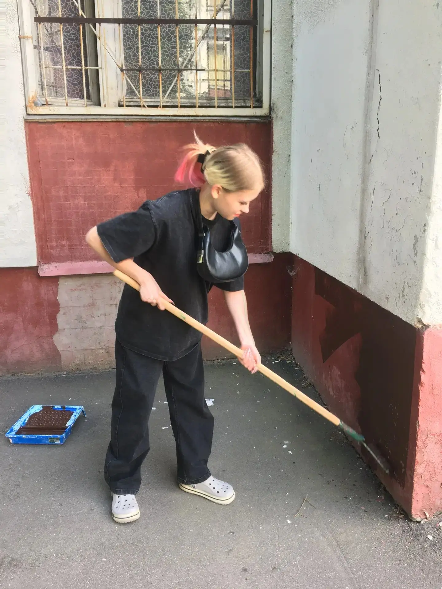 🌿 ВКЛАД ВОСЬМИКЛАССНИКОВ В БЛАГОУСТРОЙСТВО ШКОЛЫ

Летняя трудовая практика— отличная возможность пр