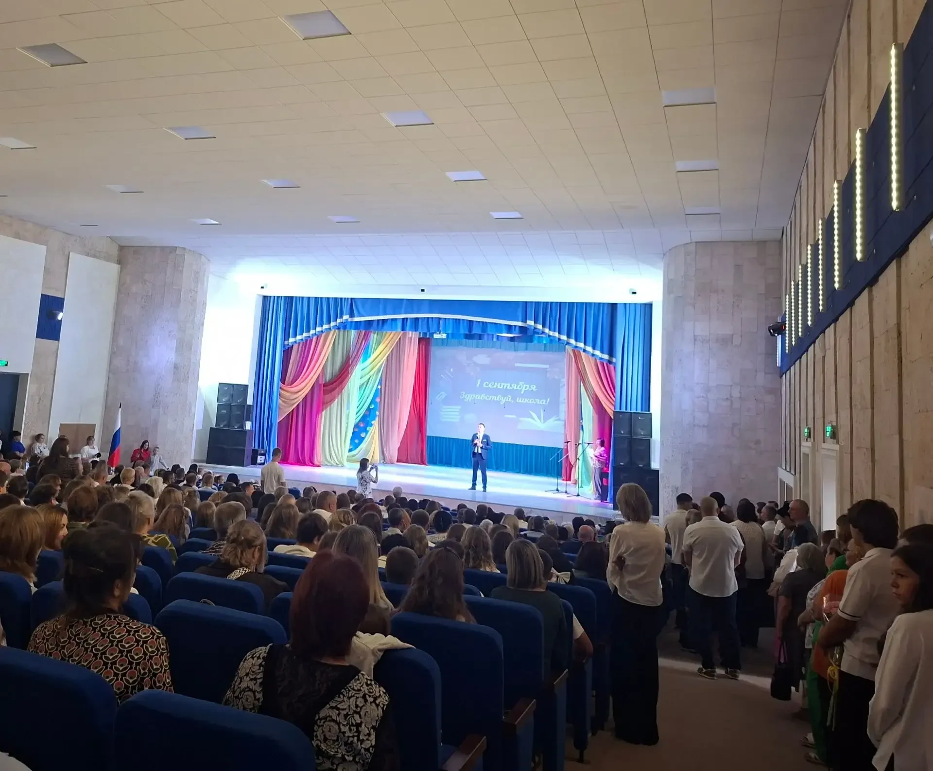 Сегодня в стенах районного Дворца культуры "Победа" состоялось торжественное мероприяти...