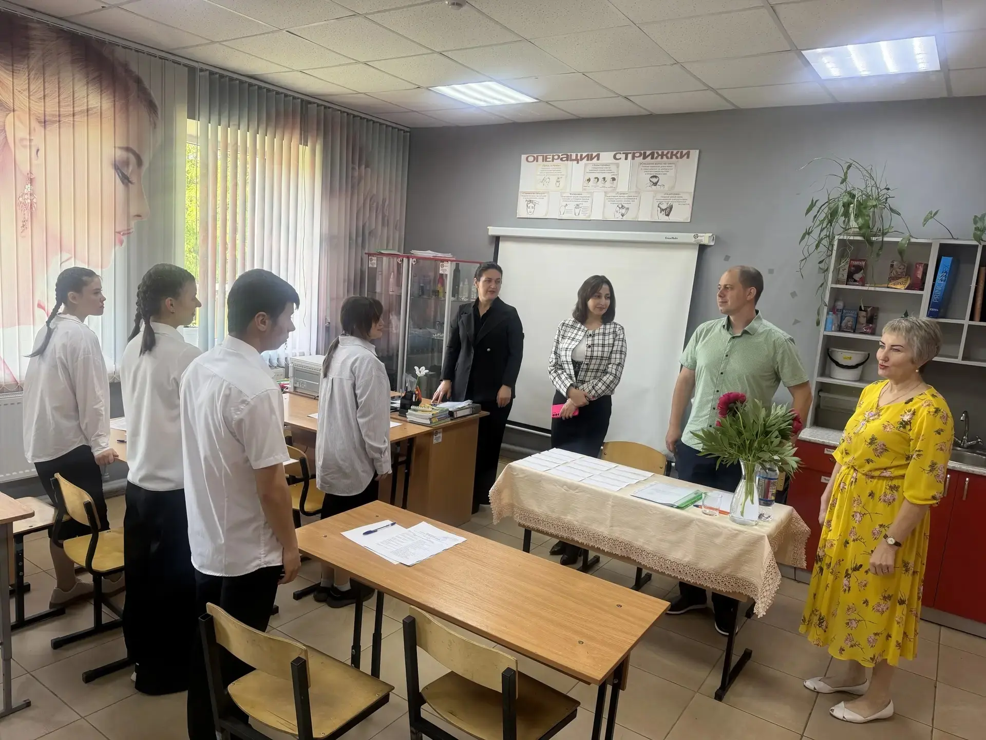 У выпускников нашей школы-интерната наступила волнительная пора - экзамены.
