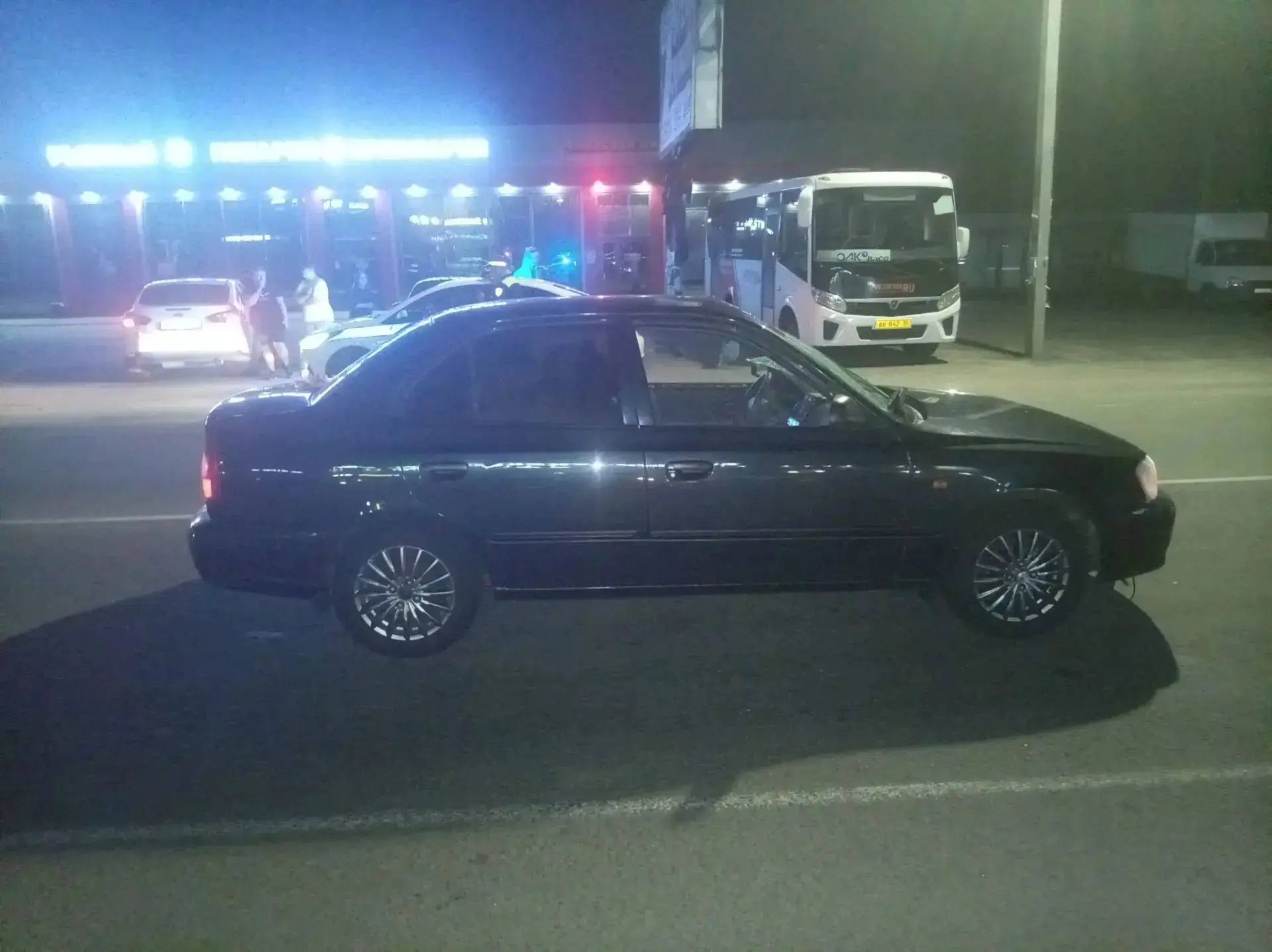 Молодой водитель насмерть сбил пешехода в Воронежской области

Вчера, в 23:50, в Семилукском районе 