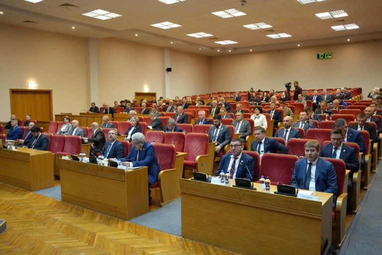 Депутаты Госсовета Чувашии определились с председателями комитетов.