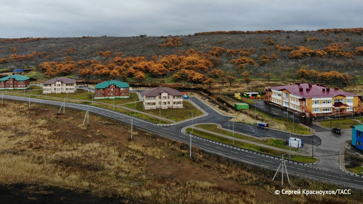 🚗 На Курильских островах автотрассе Курильск — аэропорт Буревестник присвоят статус фе...