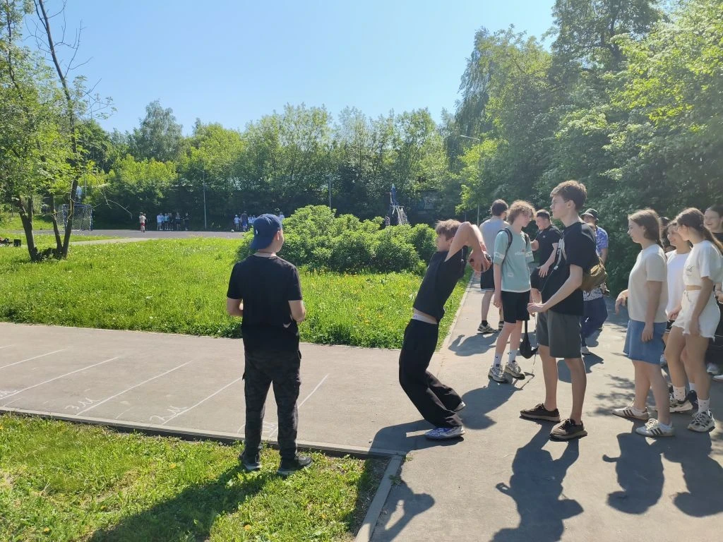 💪День здоровья в школе - праздник хорошего настроения!  В пятницу  в нашей школе был проведен День з