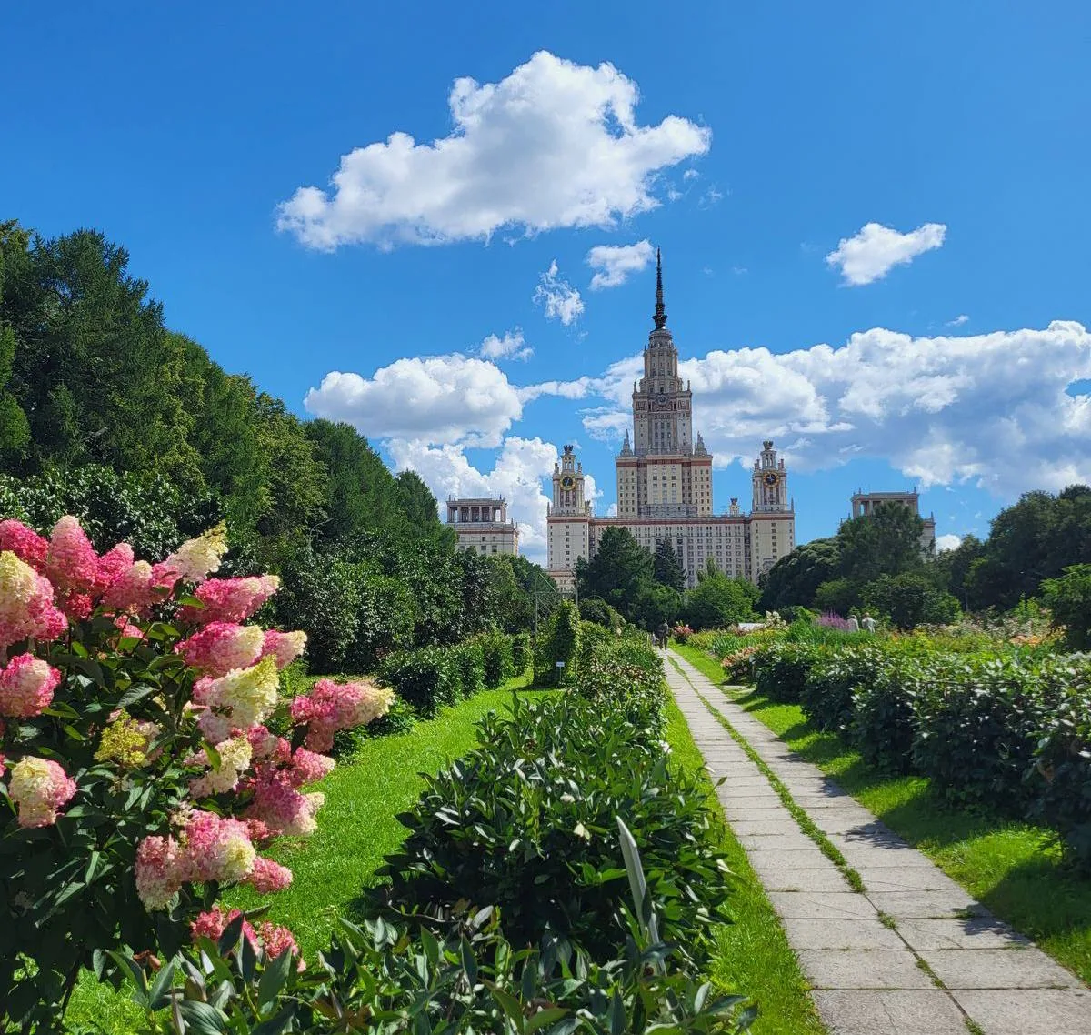 ☀️Жара до +29 градусов придёт в Москву на этой неделе, — синоптики.