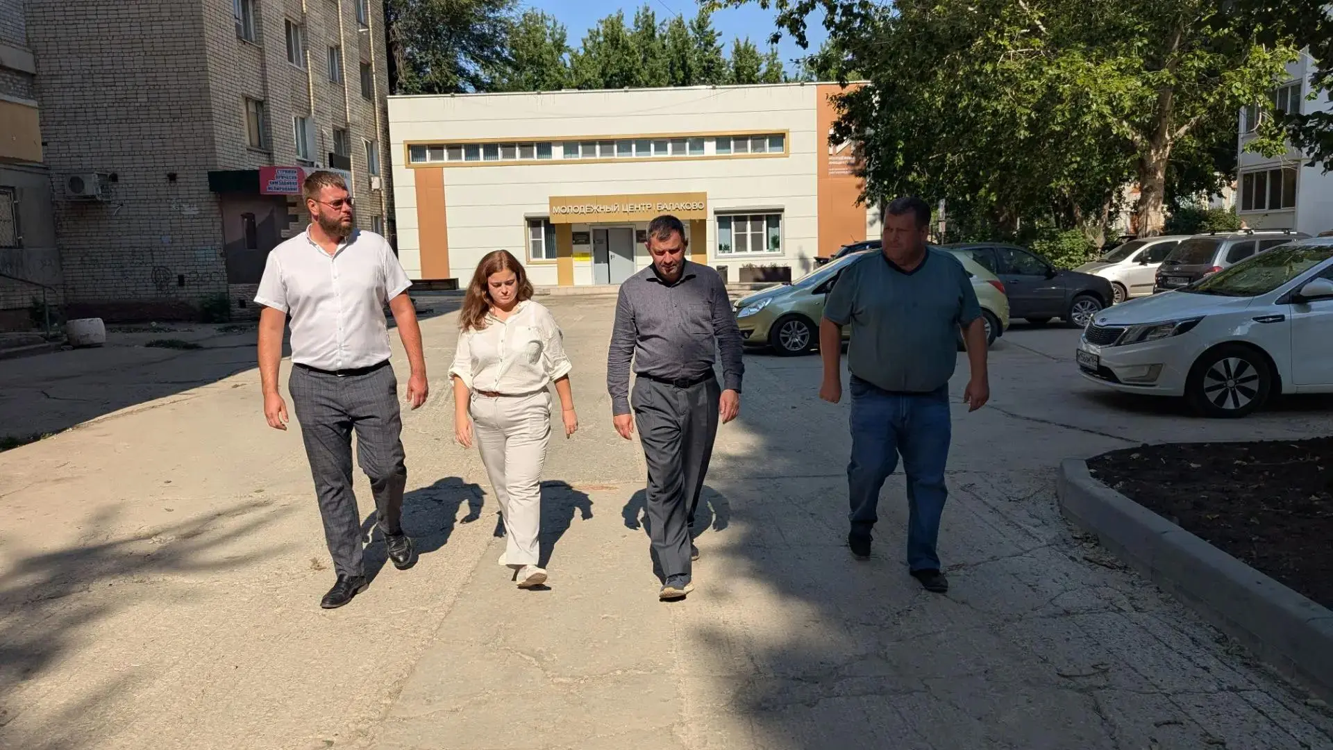 Новый сквер у «Золушки» нужно развивать