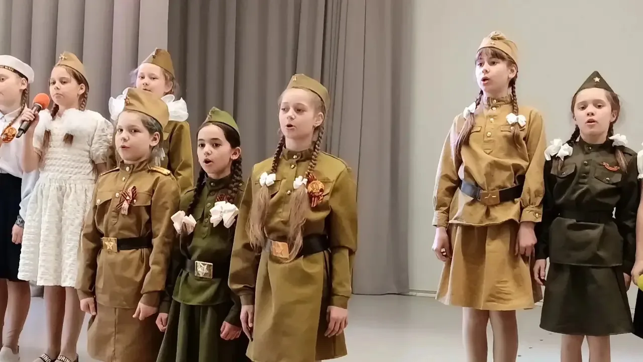 🎖Никто не забыт, ничто не забыто  💫 В младшей школе состоялся праздничный концерт, посвященный 9 Мая