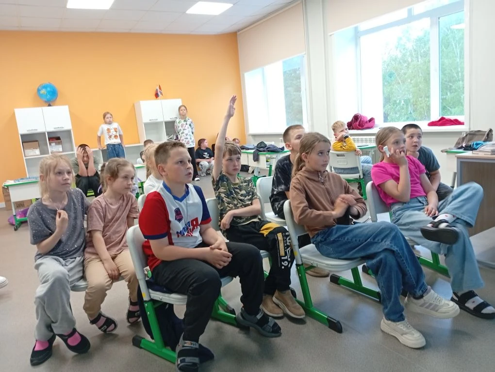 Накануне Дня русского языка в пришкольном лагере прошла интеллектуальная игра «Словарны...