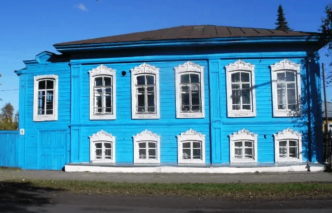 👉 В Тарском районе инвесторам доступен объект культурного наследия регионального значения - особняк