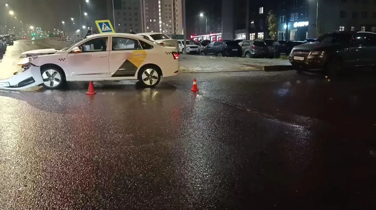 🚕 20-летняя пассажирка пострадала в ДТП с такси в Нижнем Новгороде