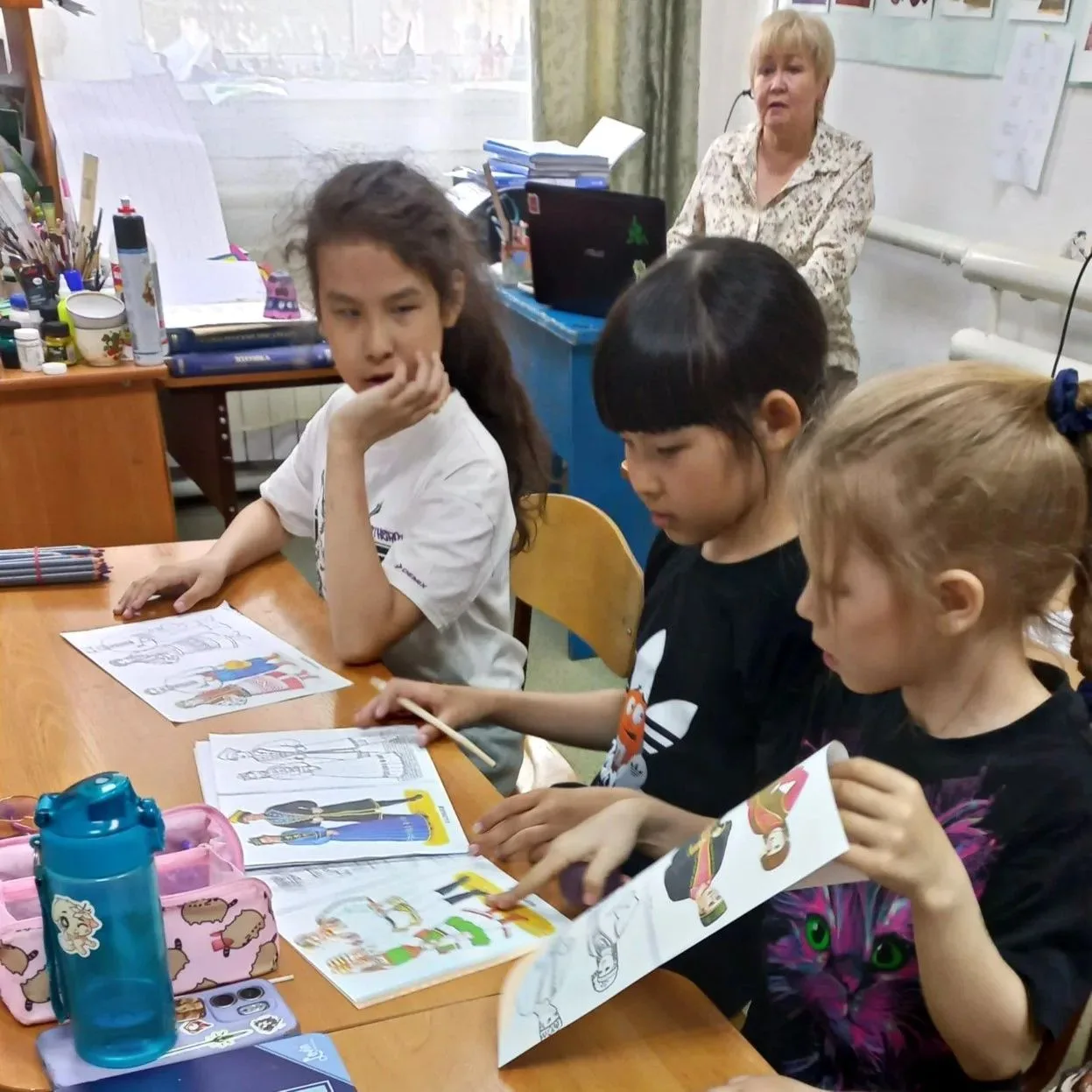 Национальные костюмы народов России: сокровища многонациональной культуры