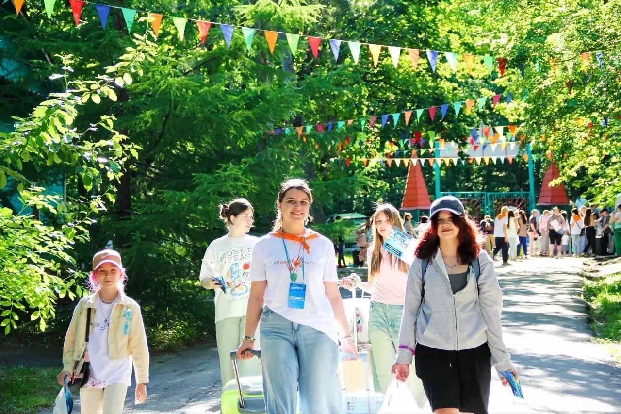 ☀️ Сегодня — День вожатого!