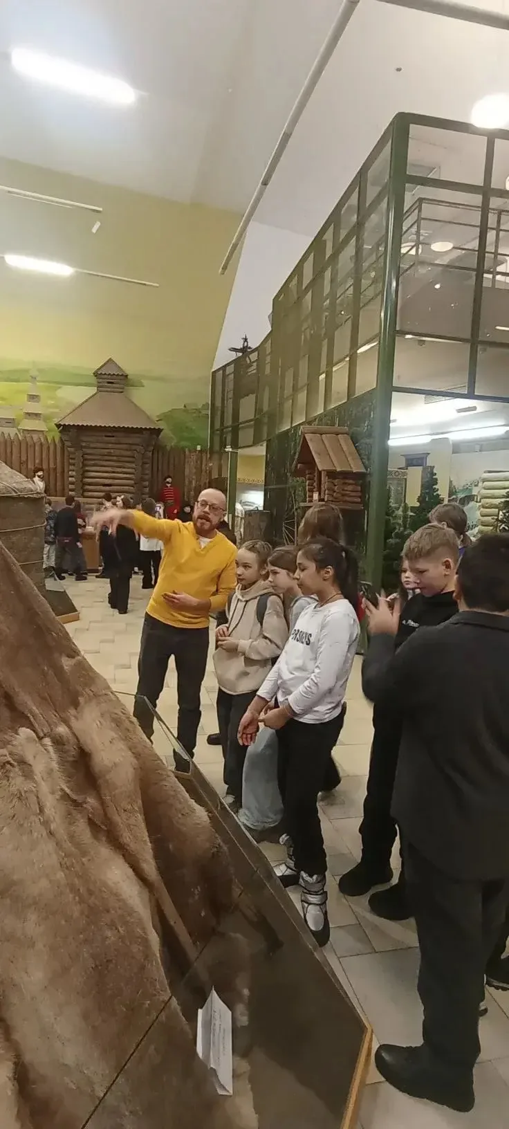 5 «Г» класс отправился в увлекательное путешествие во времени, посетив музей, который хранит историю