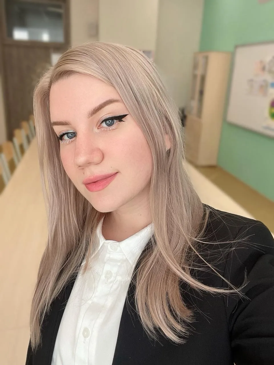 💐 На этой неделе сразу два наших замечательных педагога отмечают дни рождения! Сегодня хотим поздра
