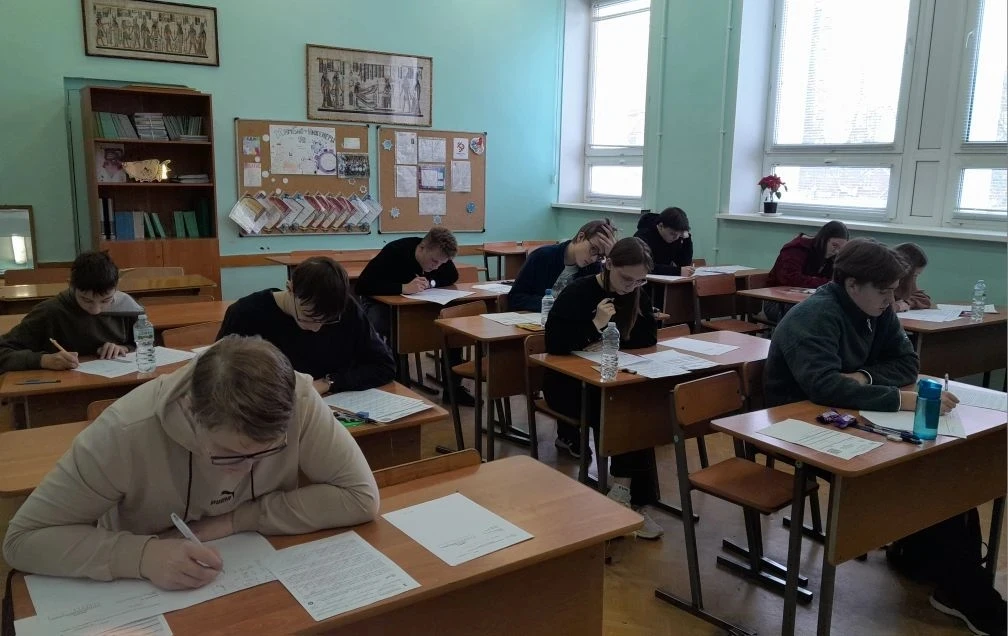 📣 Стартовал марафон заключительных этапов перечневых олимпиад на базе лицея № 33! 🚀 🚀 Поехали! 🎓Перв