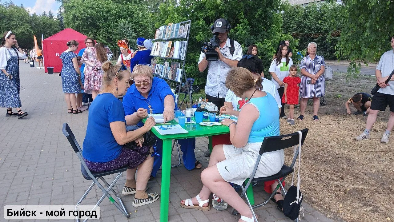🎉 Даже знойная погода не помешала. Бийчане отметили 317-й день рождения города. Праздн...