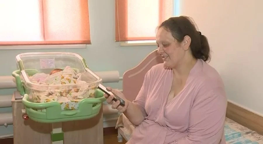 «Юбилейный» ребёнок родился в супермногодетной семье в Приморье