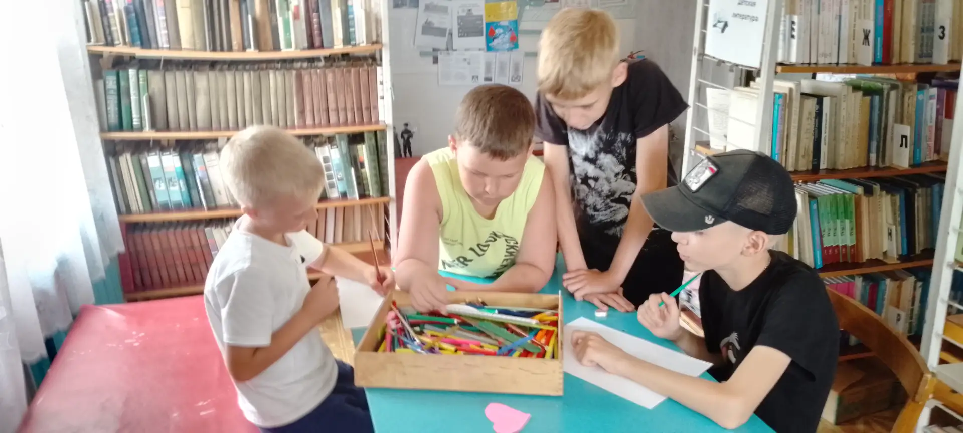 ❗Безопасный код лета

📖23 июня Новотроицкая сельская библиотека для детей провела правовую информин