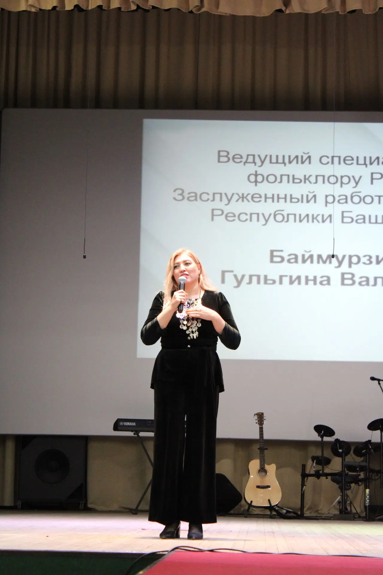 Республиканский фестиваль самодеятельных народных коллективов «Соцветие дружбы» («Дуҫлы...
