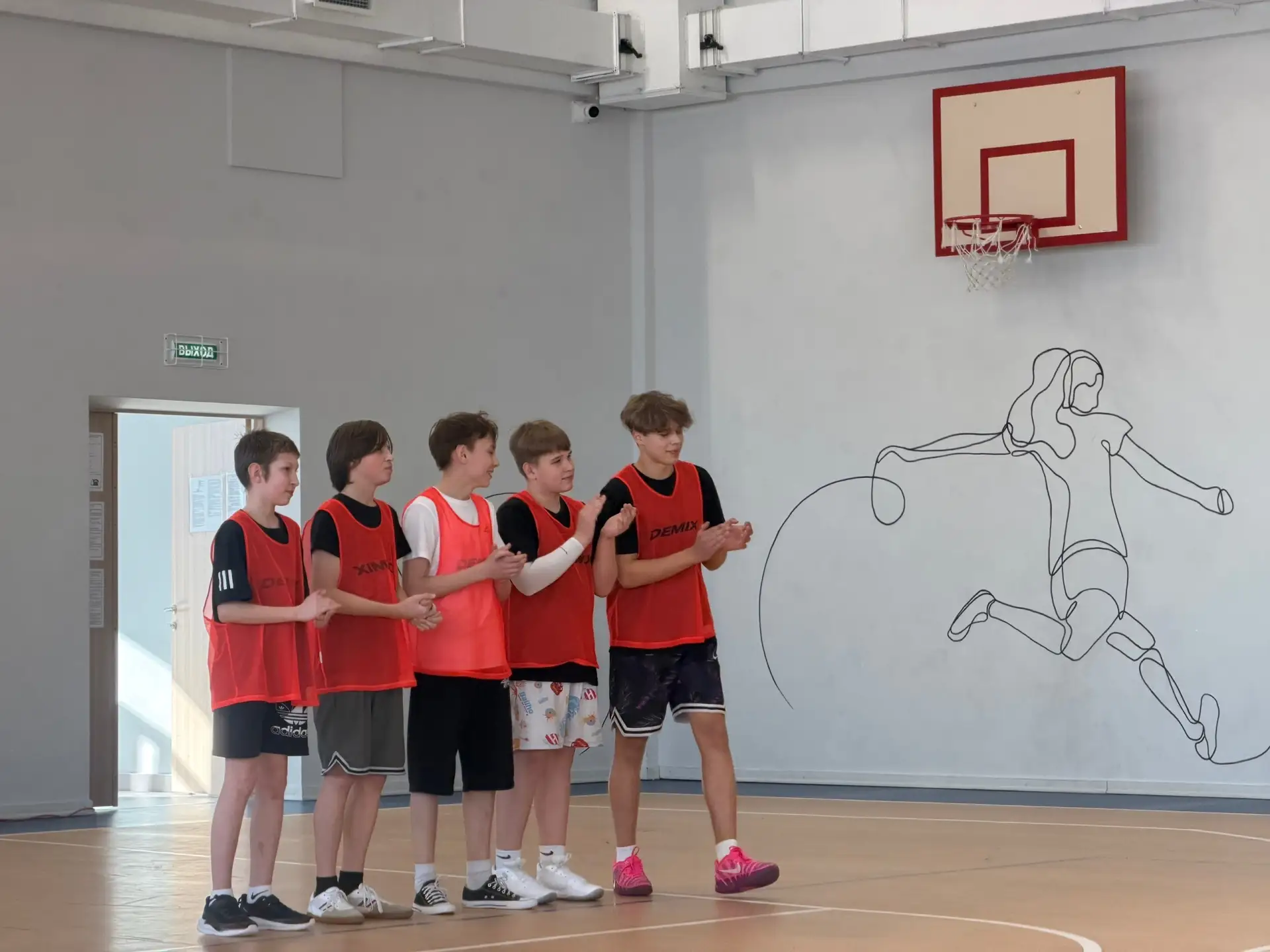 Результаты турнира по баскетболу🏀:  ~ 7-е классы: 1 место - 7Е 2 место - 7А 3 место - 7З  ~ 8-е клас
