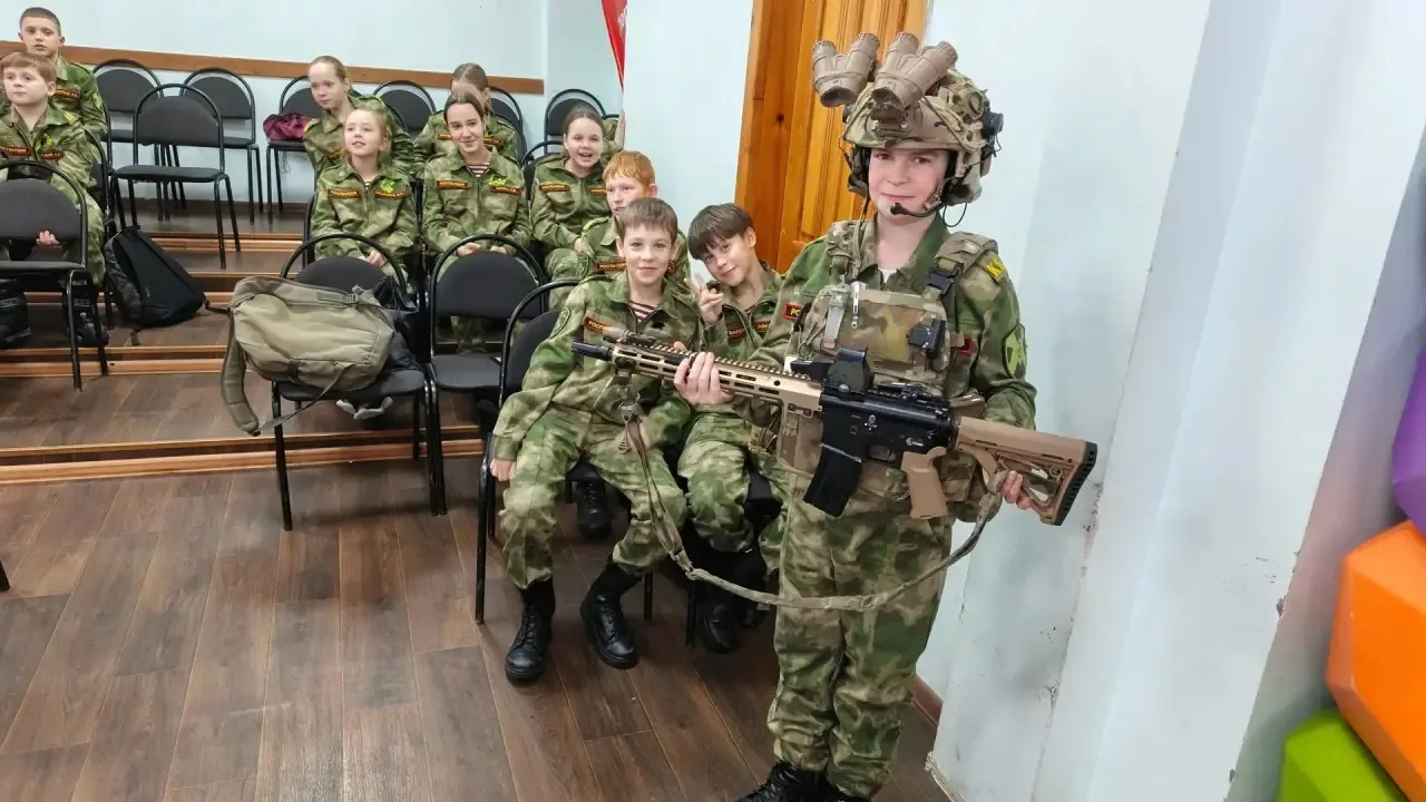 🌟🇷🇺 Дорогие друзья! 🇷🇺🌟  С радостью сообщаем, что кадетский класс нашей школы активно готовится к уч