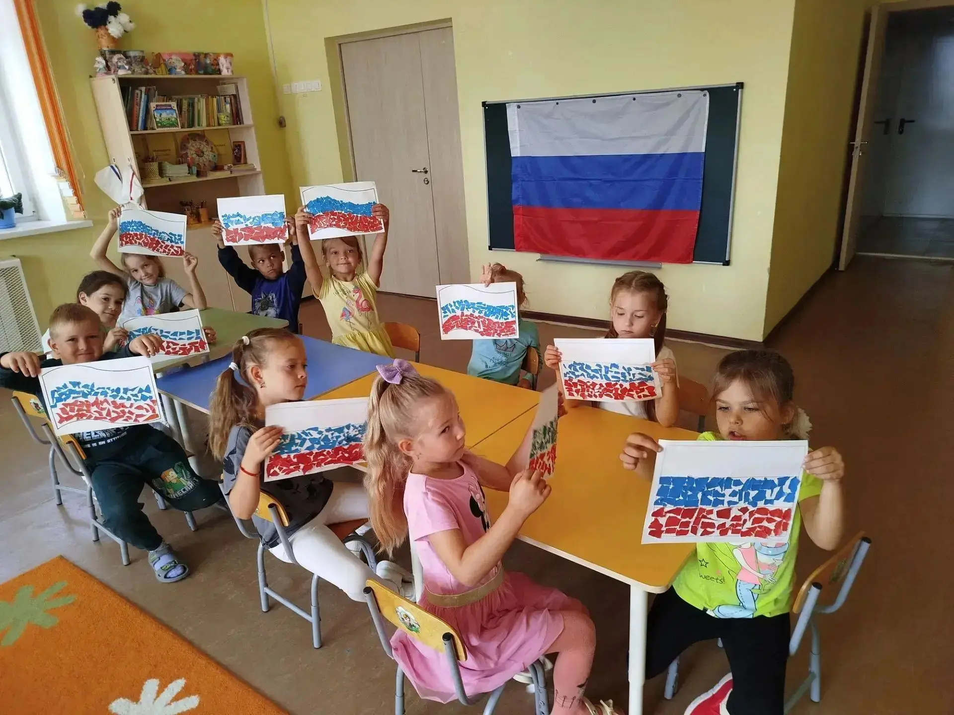 22 августа в России отмечается День Государственного флага Российской Федерации!
