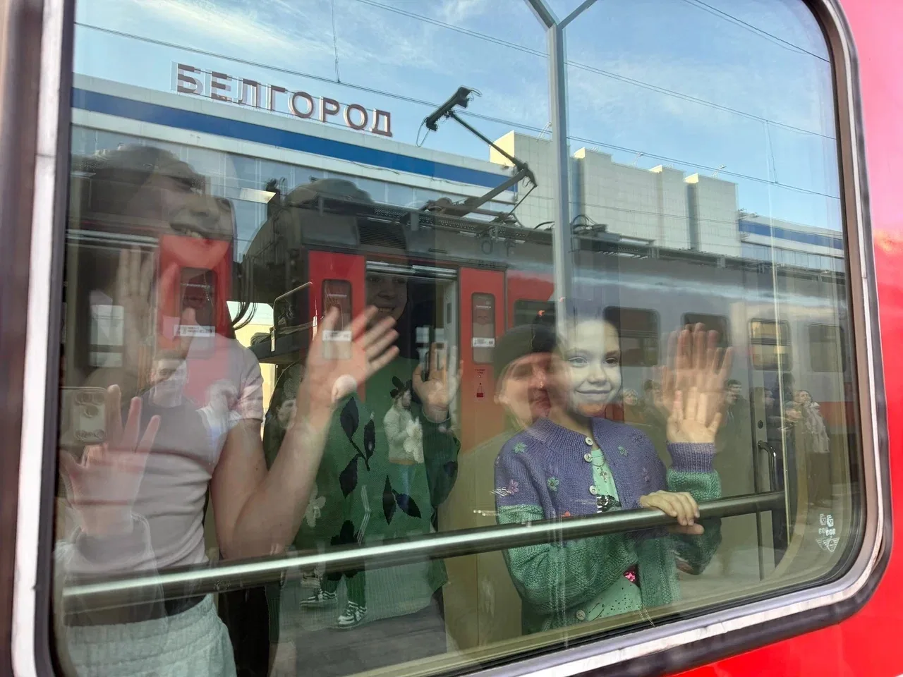 🚉 Незабываемые каникулы в Северной столице  Дети наших сотрудников из приграничья отправились на отд
