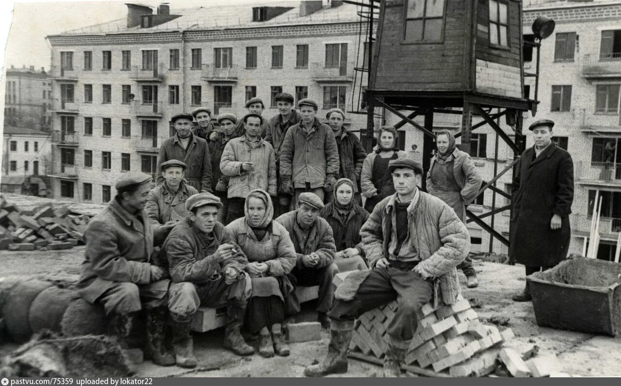 Лобненская, д.5 и д.7