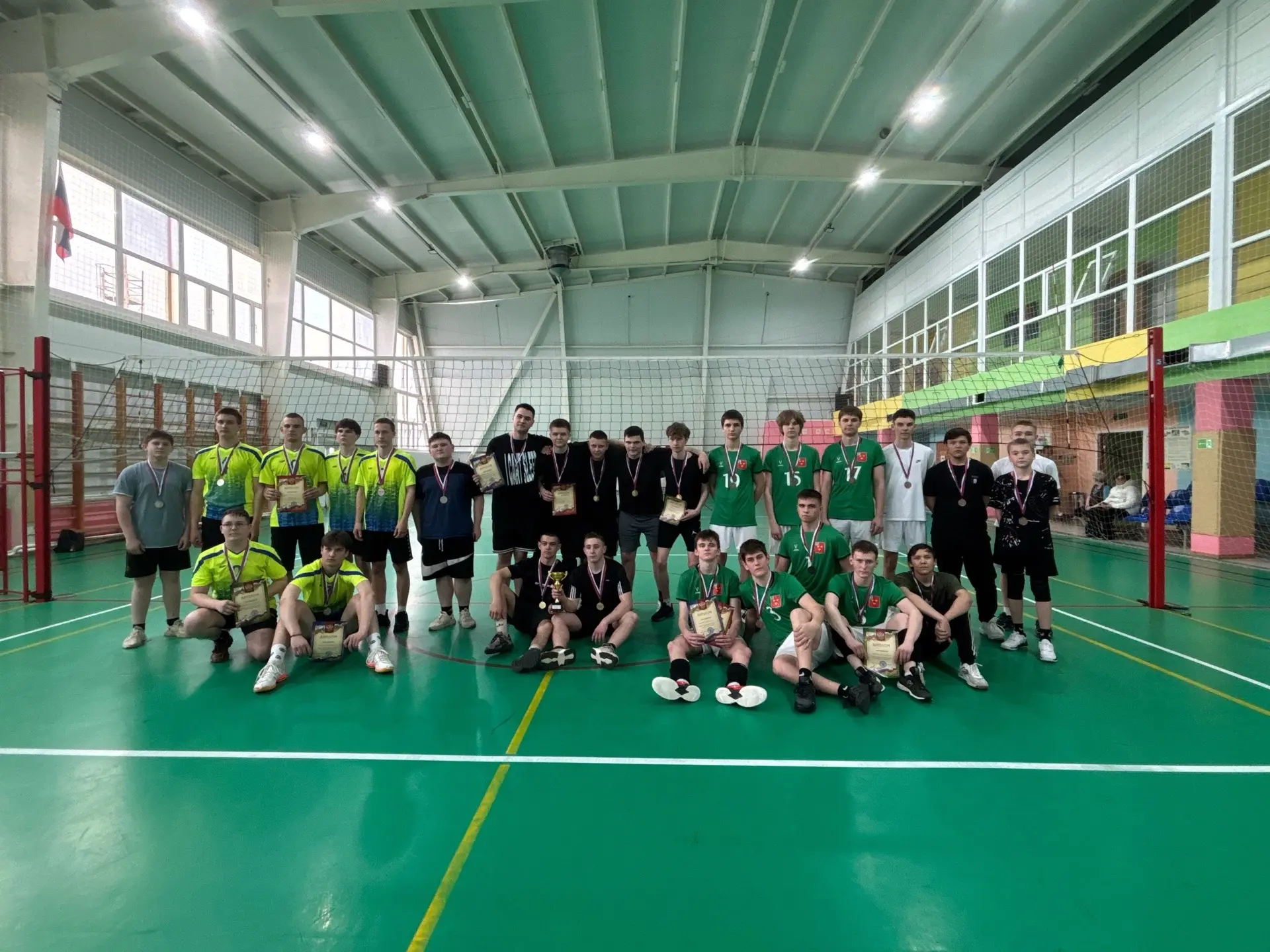 🏆 🏐Сегодня в с. Ливенка прошел турнир на кубок ФОК «Победа» по волейболу среди команд...