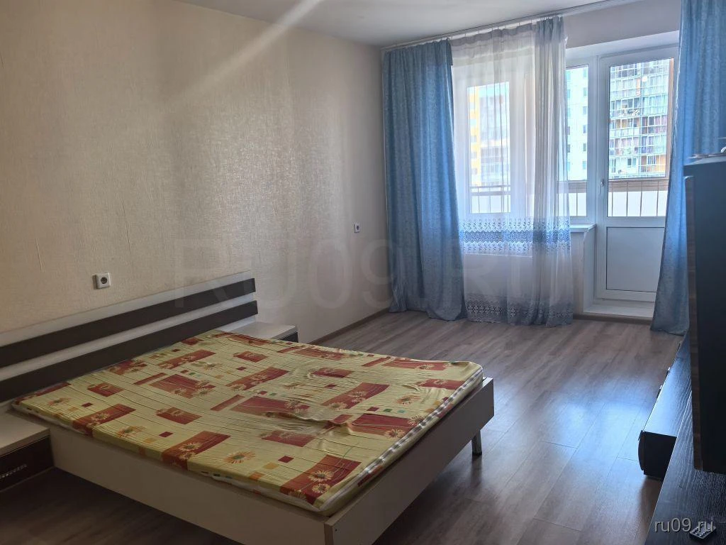 Сдам без посредников: 2-комнатная квартира, 59.6м²