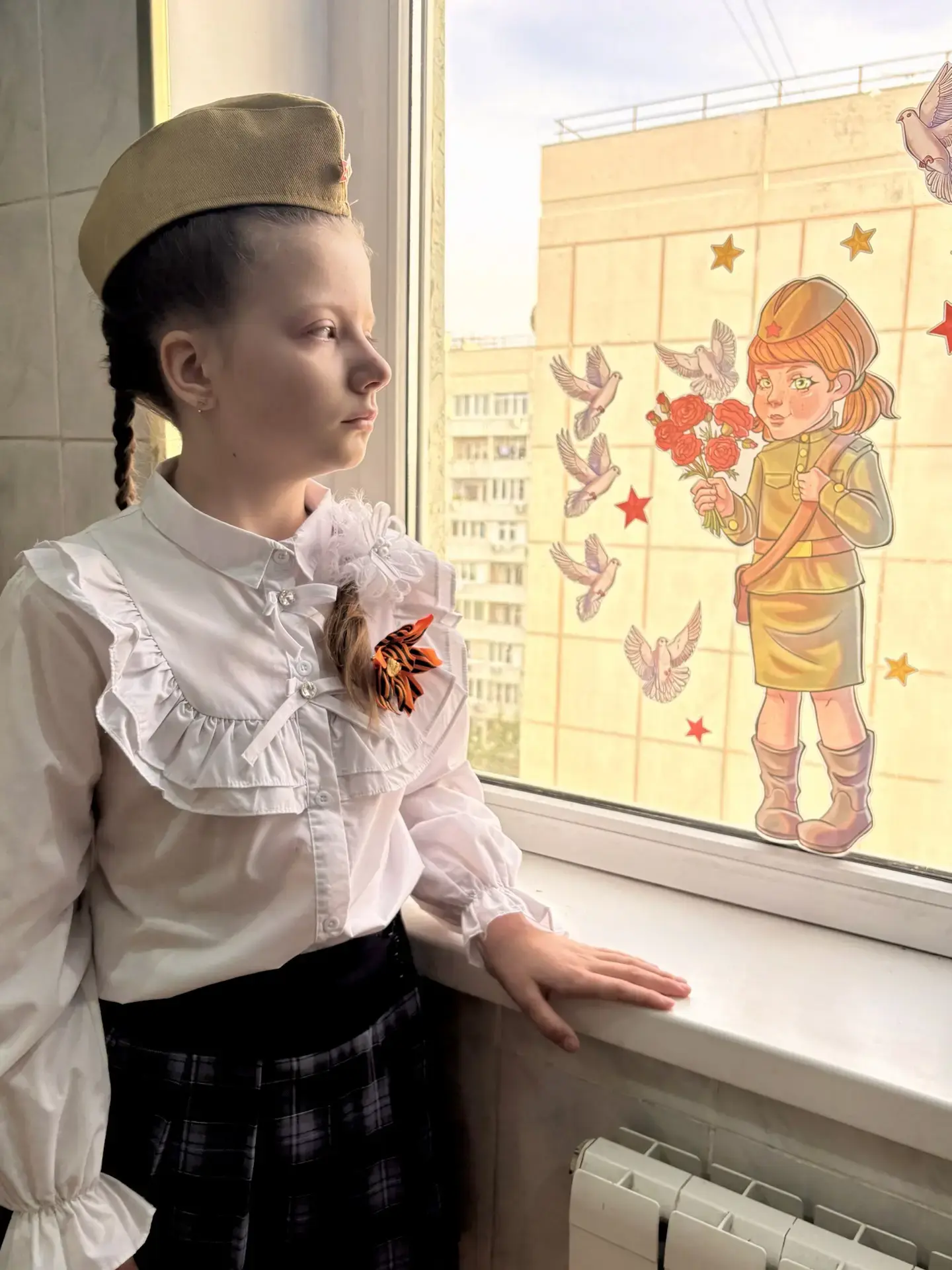Обучающиеся 1-9 классов МАОУ «Школа 10» продолжают принимать  участие во Всероссийской акции «Окна П