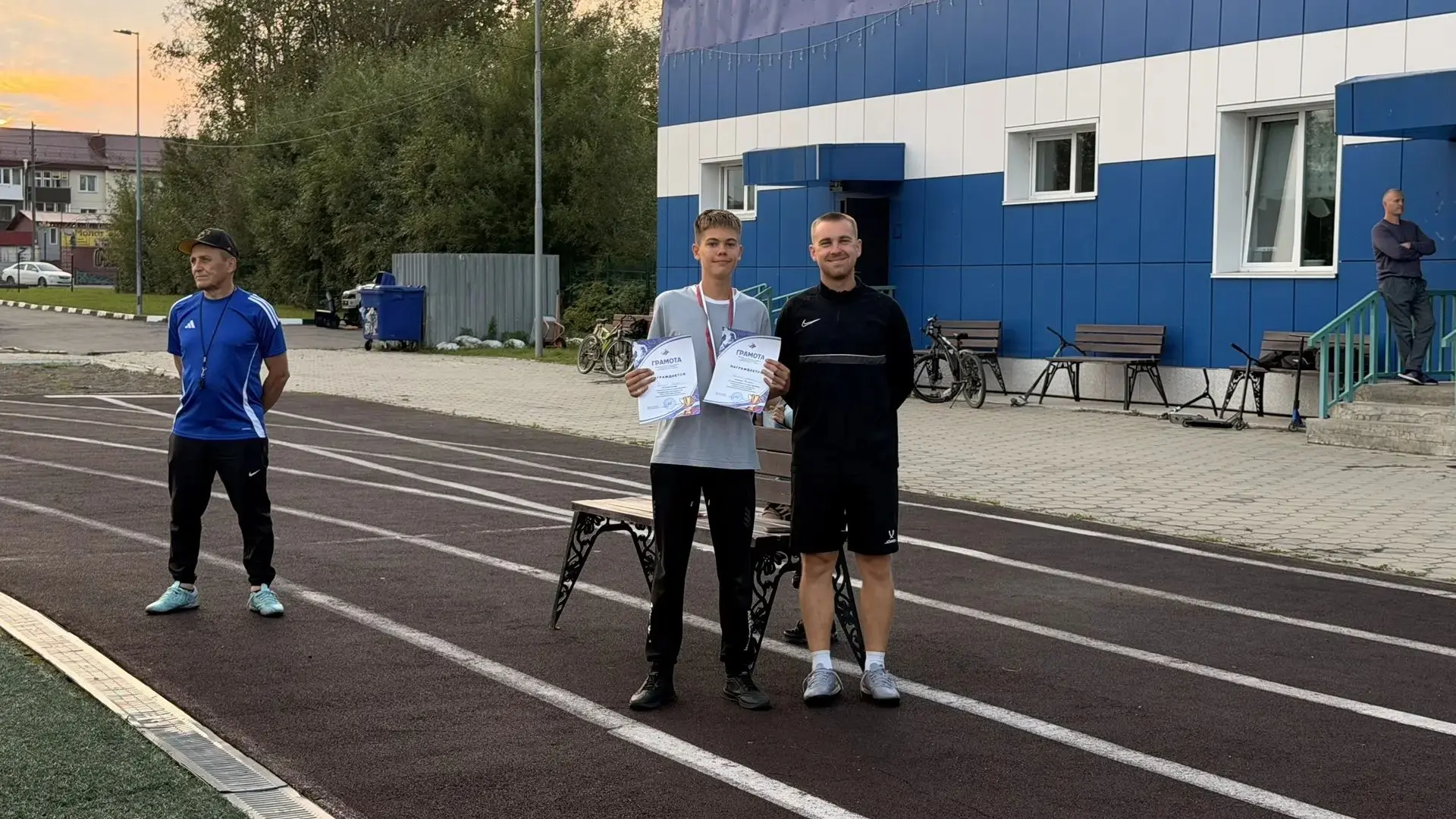 ⚽3 сентября на стадионе «Олимп» прошёл турнир по мини-футболу, посвящённый Дню Победы н...